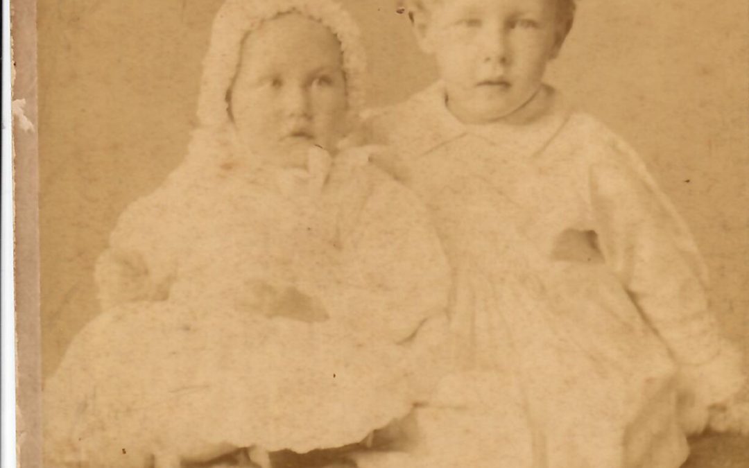 Barbara  et Collin Stirling enfants